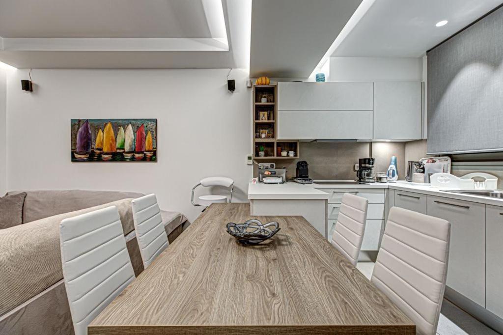 Deluxe & Modern Apartment In Atenas Exterior foto